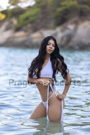 Colombian Juliette Prague Escort