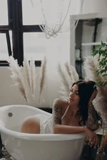 Хлоя Prague Escort