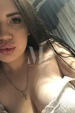 Emilia Prague Escort